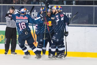 Beim dritten Spiel der Halbfinal-Serie ließen die Gastgeber aus München nichts anbrennen.