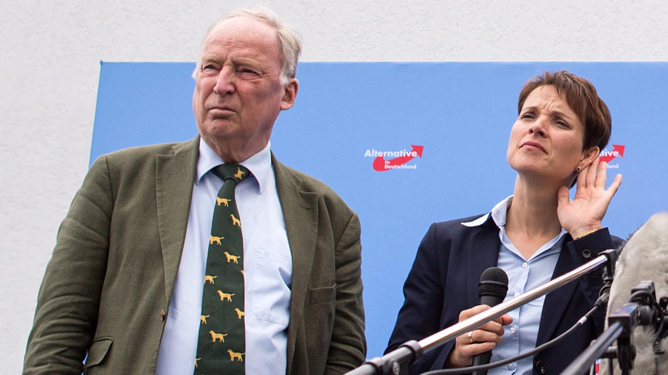 Alexander Gauland, Frauke Petry und Jörg Meuthen. Für die Alternative für Deutschland (AfD) geht es laut aktuellen Umfragen abwärts.