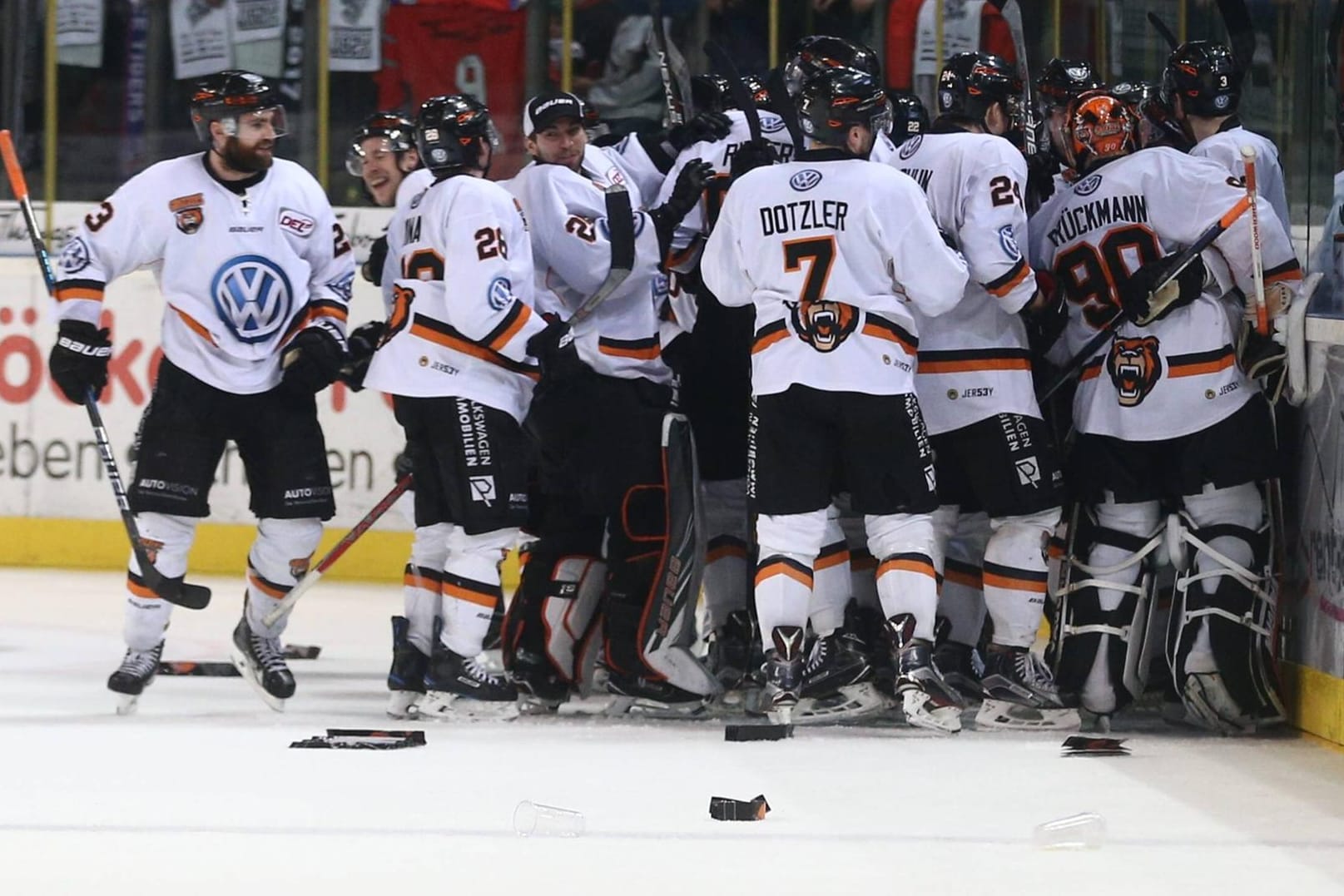 In einem Overtime-Krimi machten die Grizzlys das Comeback perfekt.