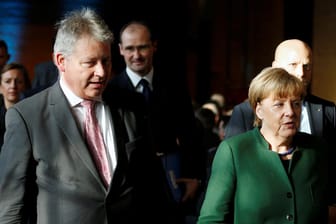 Angela Merkel ist nicht zufrieden mit der Arbeit von BND-Chef Bruno Kahl.
