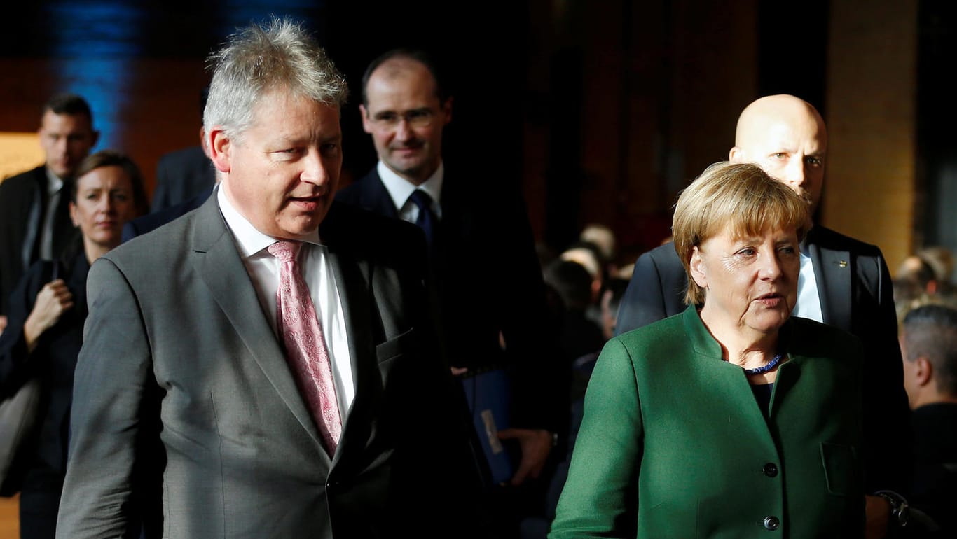 Angela Merkel ist nicht zufrieden mit der Arbeit von BND-Chef Bruno Kahl.