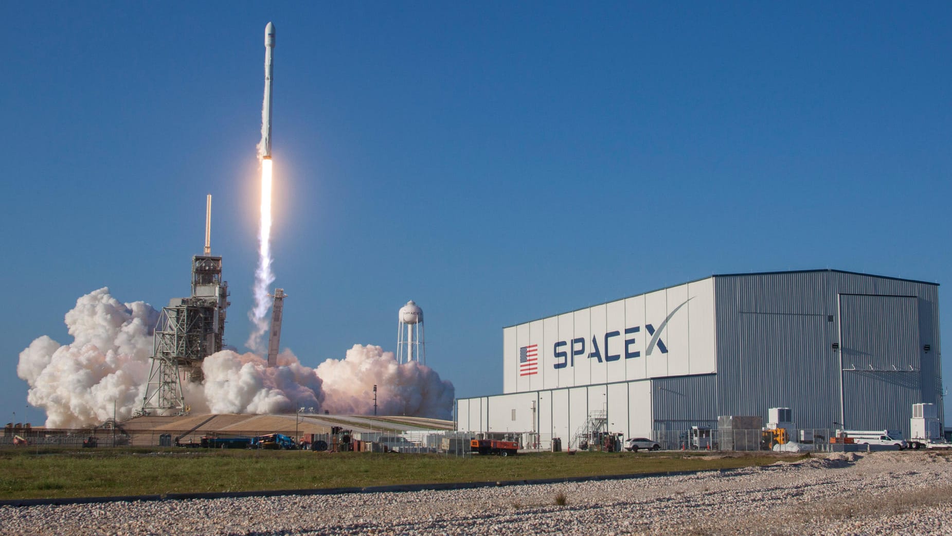 Start der Falcon-9-Rakete von SpaceX.
