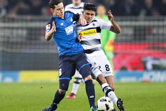 Aktuell kämpfen Sebastian Rudy und Mahmoud Dahoud noch für Hoffenheim bzw. Gladbach um den Ball. In der nächsten Saison werden sie für Bayern und Dortmund spielen.