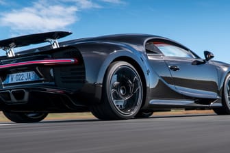 Die Tachoskala des neuen Bugatti Chiron reicht bis 500 km/h.