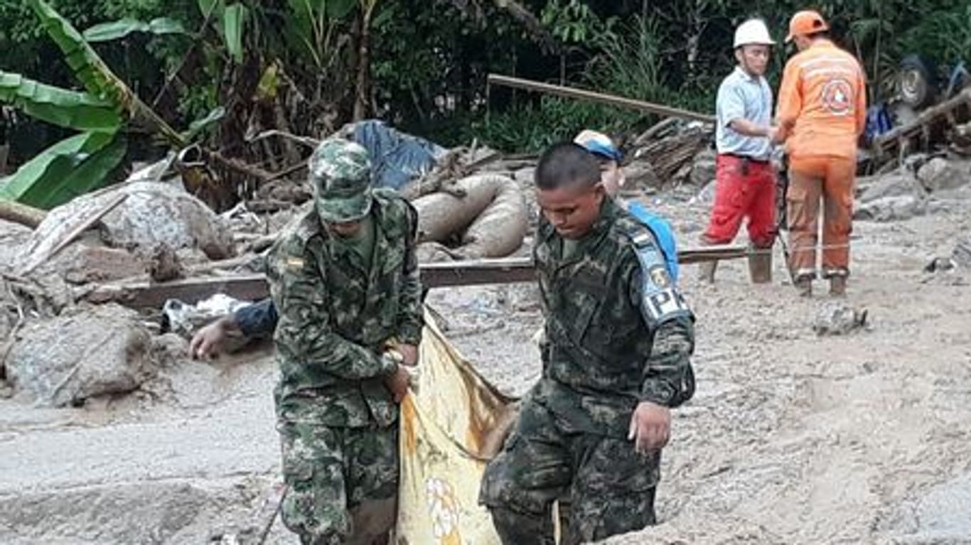 Zahlreiche Tote und Verletzte bei Überschwemmungen in Kolumbien