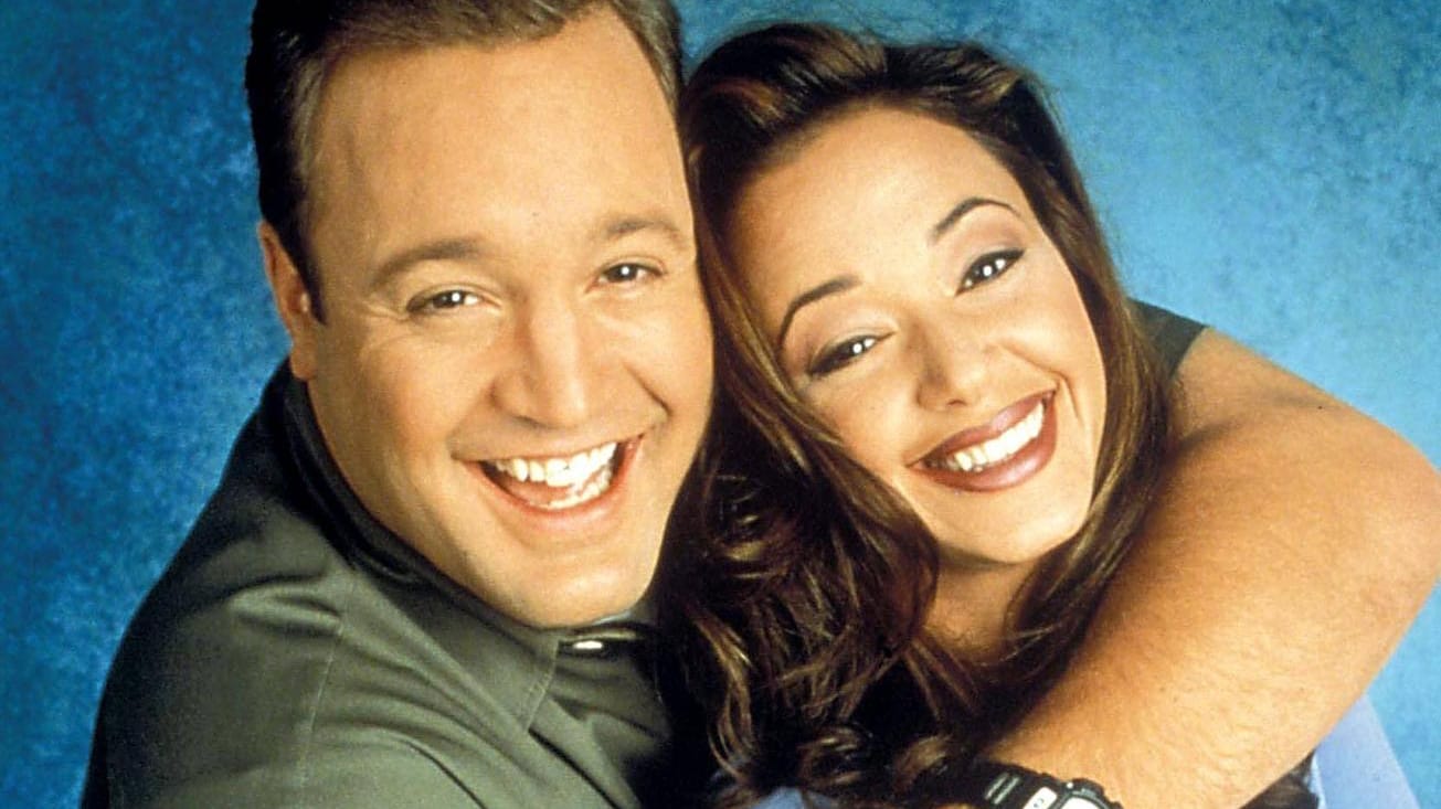 Kevin James und Leah Remini stehen wieder zusammen vor der Kamera