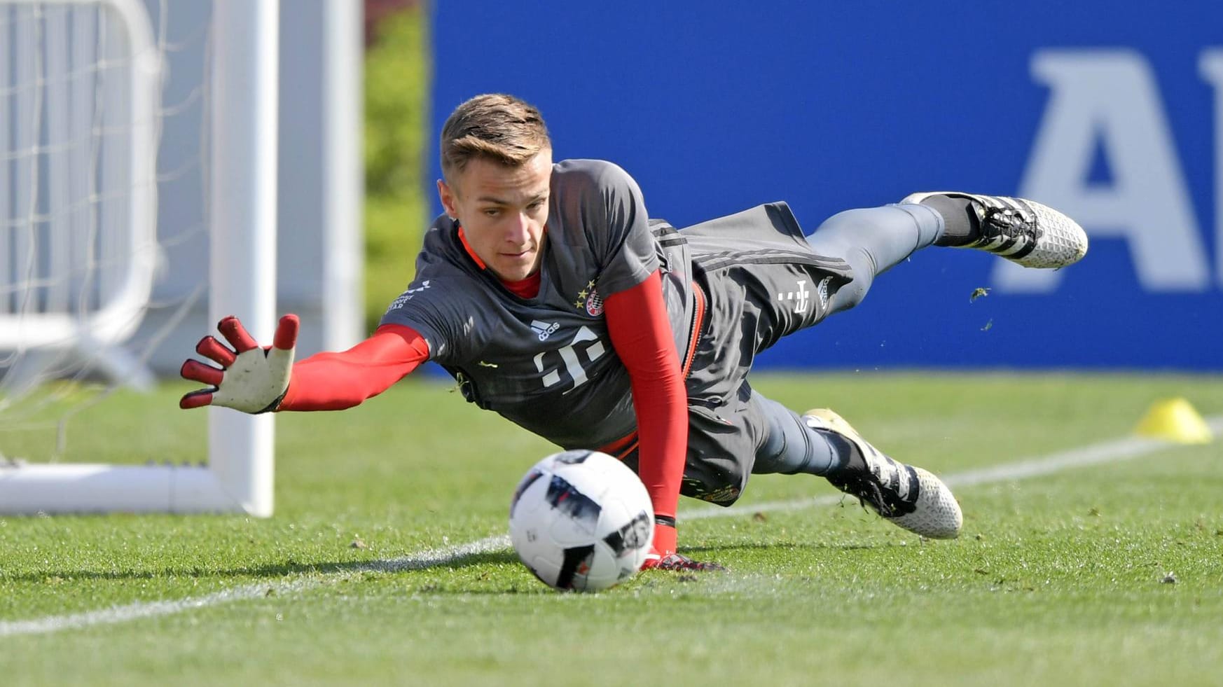 Christian Früchtl war bereits beim Winter-Trainingslager der Bayern-Profis in Doha (Katar) dabei.