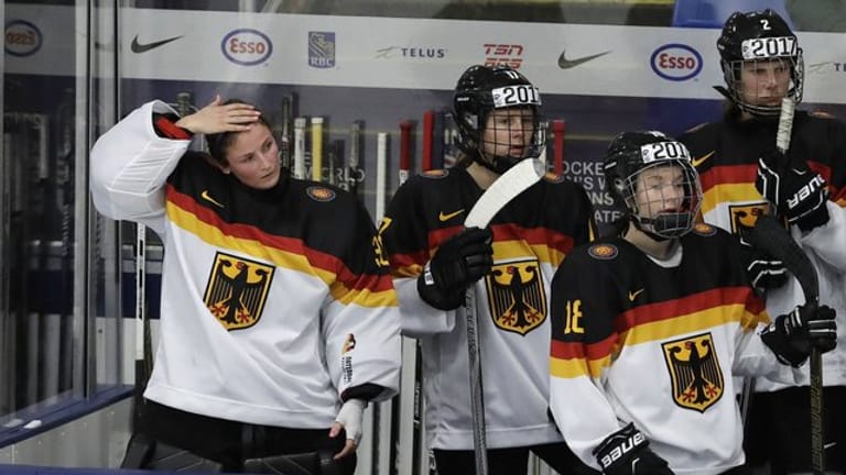 Das deutsche Eishockey-Team der Frauen hatte im WM-Halbfinale gegen die USA keine Chance.
