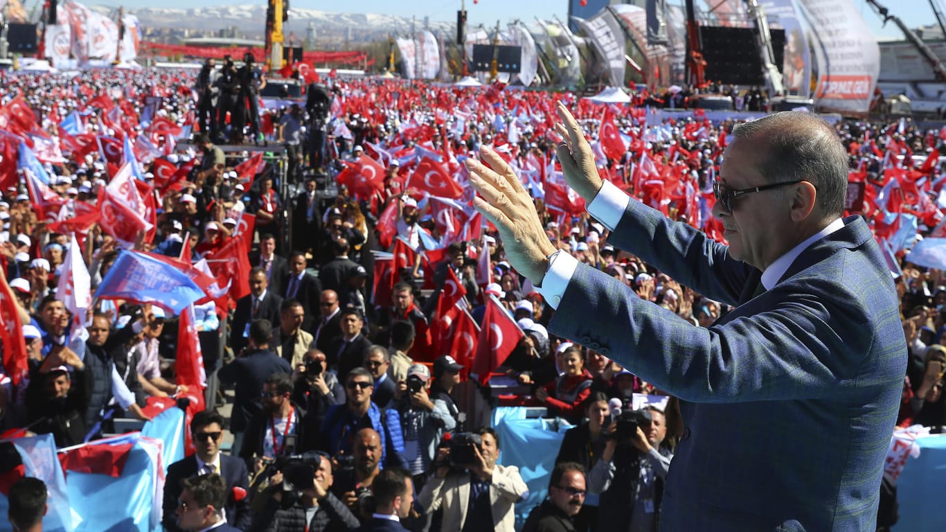 Laut aktuellen Umfragen sieht es beim türkischen Referendum gut aus für Erdogan.