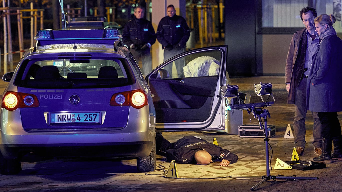 Zwei Polizisten sterben in der Dortmunder Innenstadt im Kugelhagel.