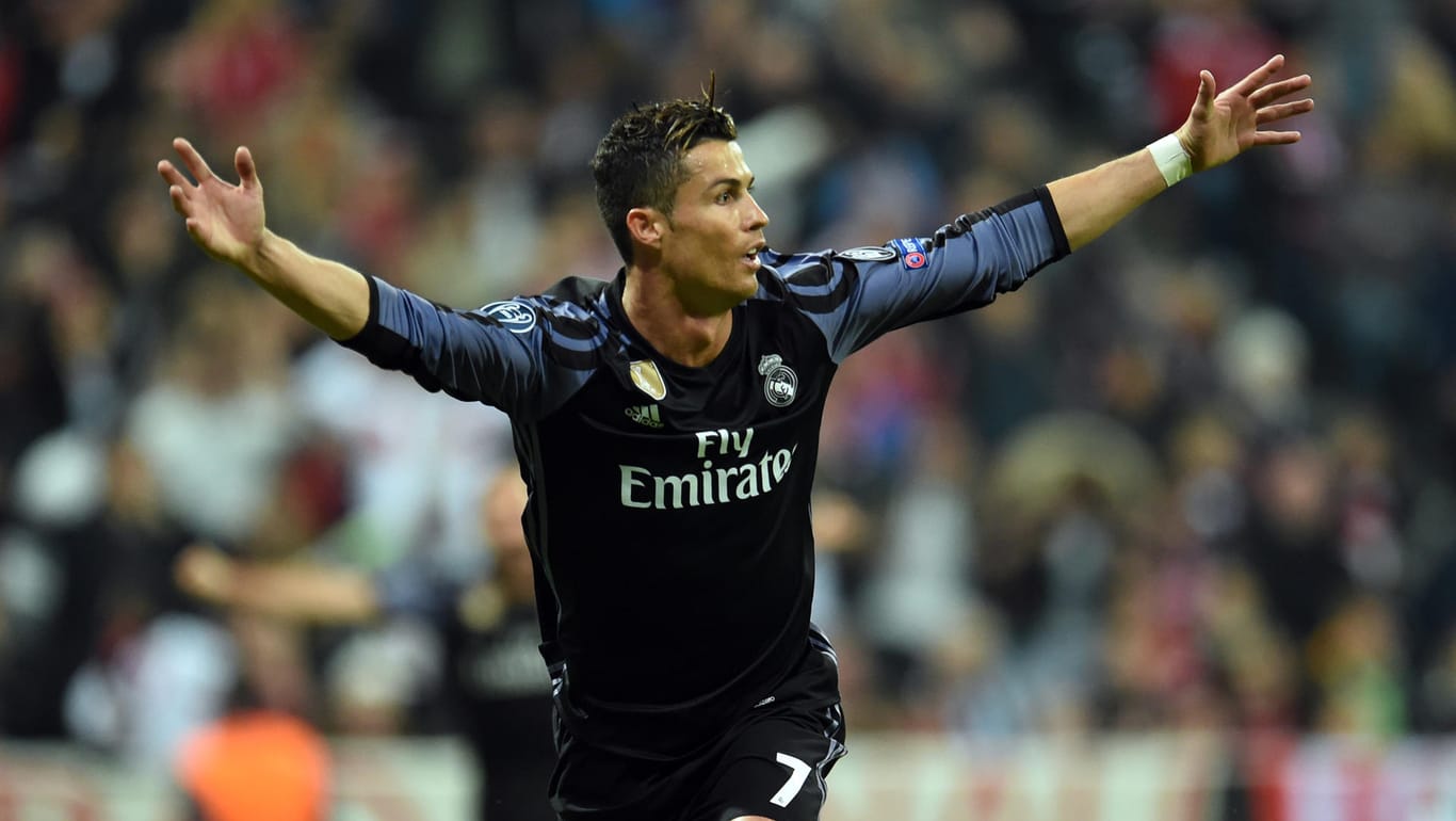 Real-Supertar Cristiano Ronaldo hat seine ganze Klasse gezeigt und den Bayern mit zwei Treffern einen herben Rückschlag zugefügt.