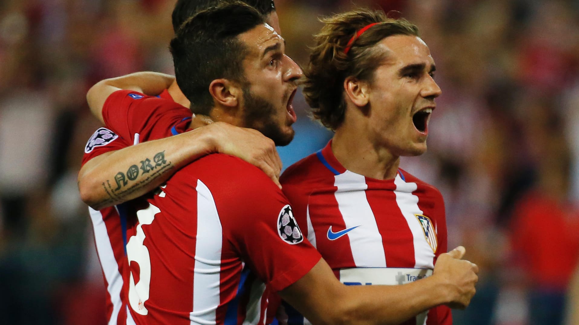 Matchwinner: Antoine Griezmann (r.) feiert seinen Treffer zum 1:0.