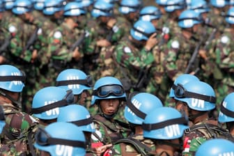 Die UN-Blauhelme sind eigentlich als Friedenswächter bekannt. Dieser Rufe bekommt durch zunehmende Missbrauchsvorwürfe aber RIsse.