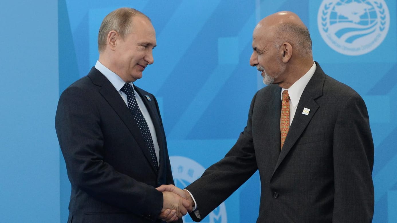 Wladimir Putin mit dem afghanischen Präsidenten Ashraf Ghani Ahmadzi