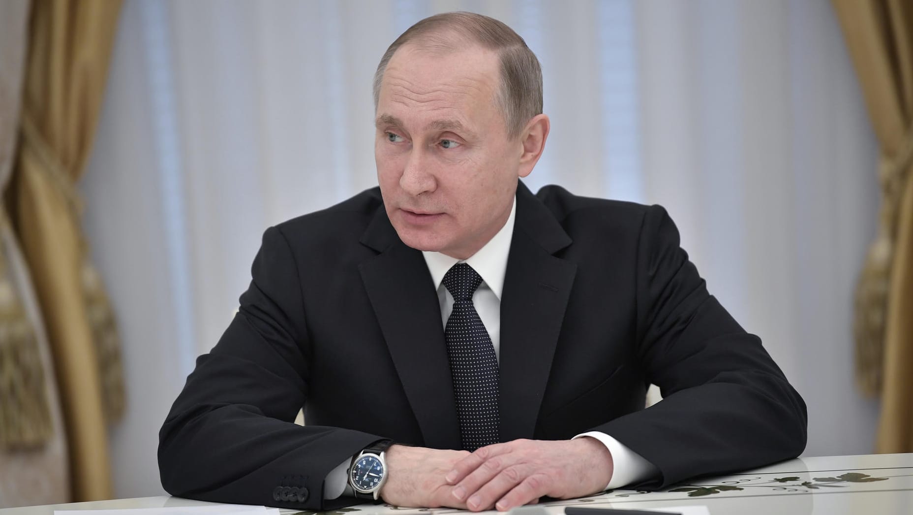 Der russische Präsident Wladimir Putin soll in seinen Afghanistanplänen zweigleisig fahren Der russische Präsident Wladimir Putin soll in seinen Afghanistanplänen zweigleisig fahren