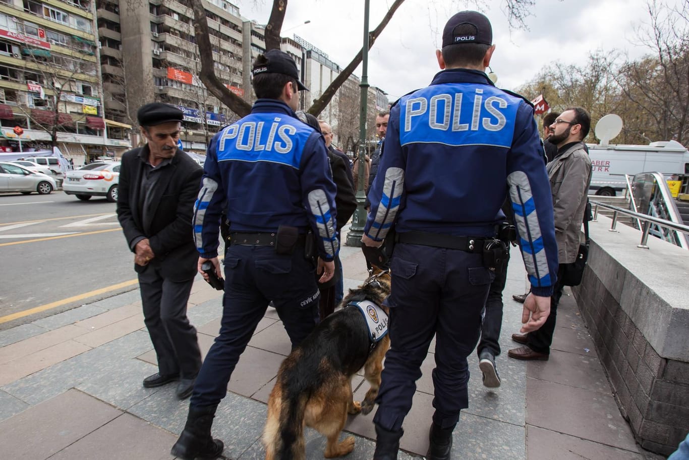 Türkische Polizei nimmt über 400 extremistische Kurden fest