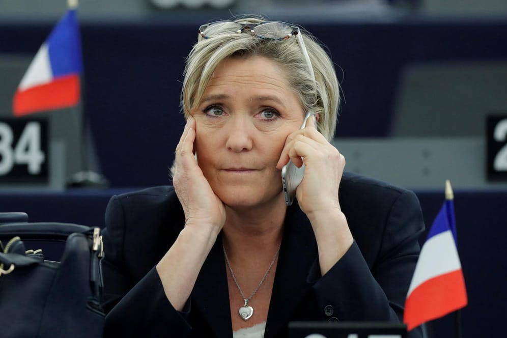 Ein Justizaffäre bereitet Marine Le Pen Kopfzerbrechen.