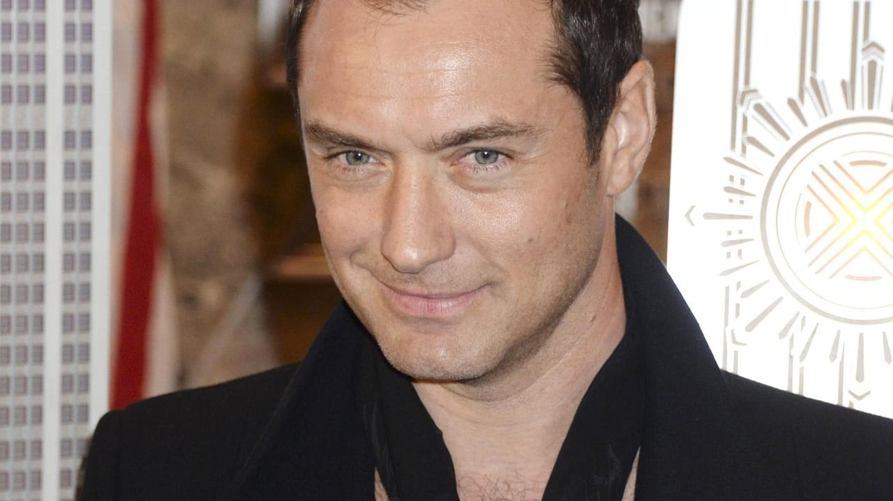 Jude Law wird Albus Dumbledore in "Phantastische Tierwesen und wo sie zu finden sind 2" spielen