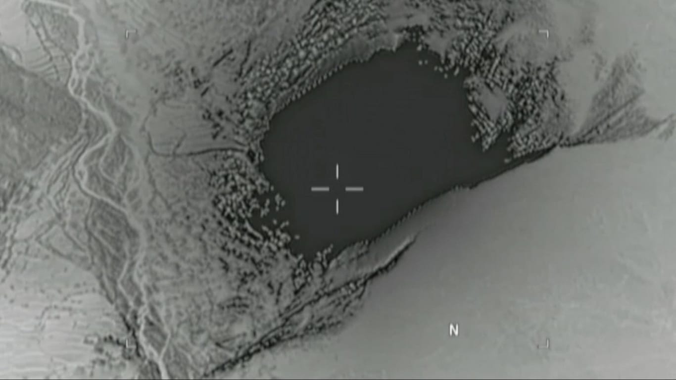 Das Luftbild der US-Armee zeigt den Moment der Explosion.