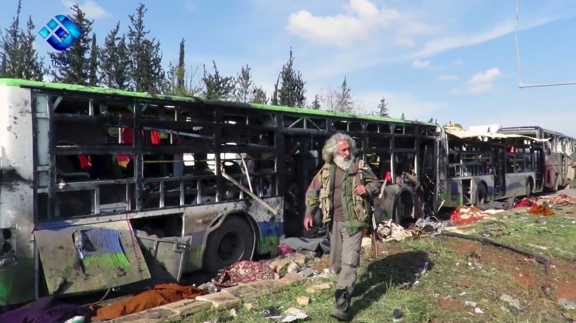 Die Autobombe hinterließ verwüstete Busse.