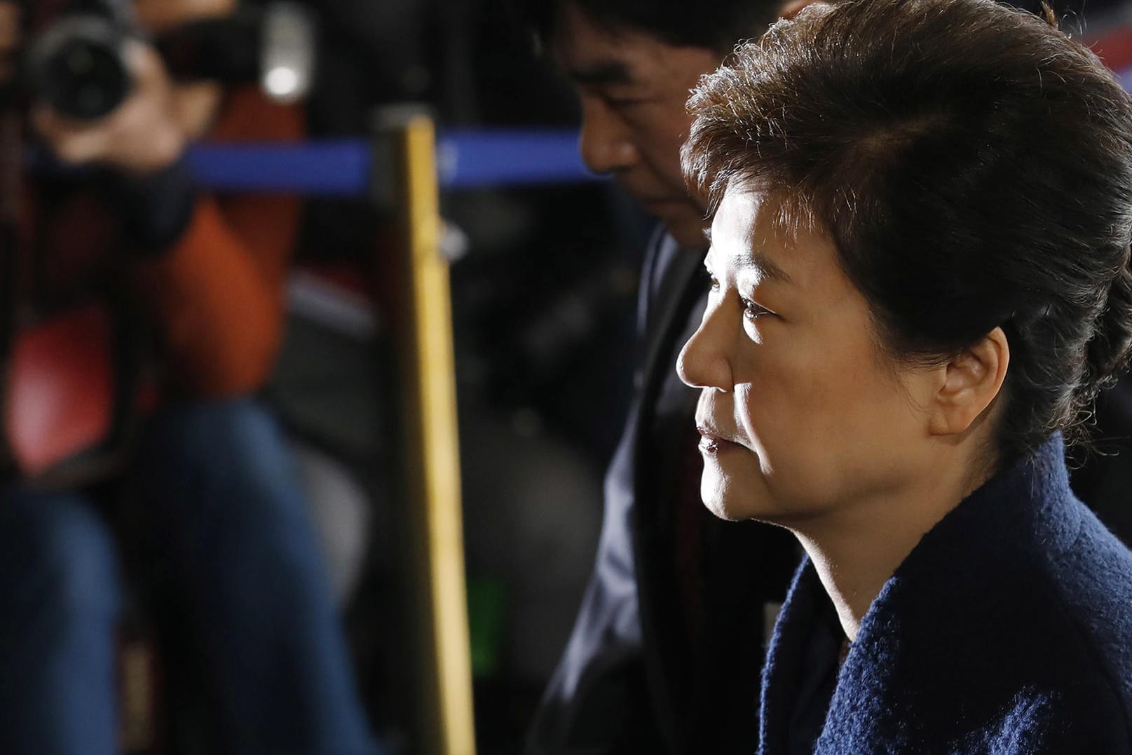 Südkoreas Ex-Präsidentin Park Geun Hye stellt sich Fragen der Staatsanwaltschaft.