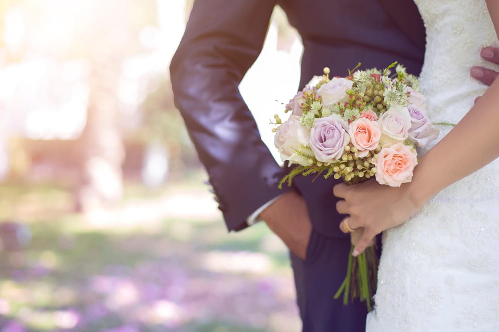 Hochzeit: Heiraten oder nicht? Auch gesetzliche Gründe können für eine Ehe sprechen.