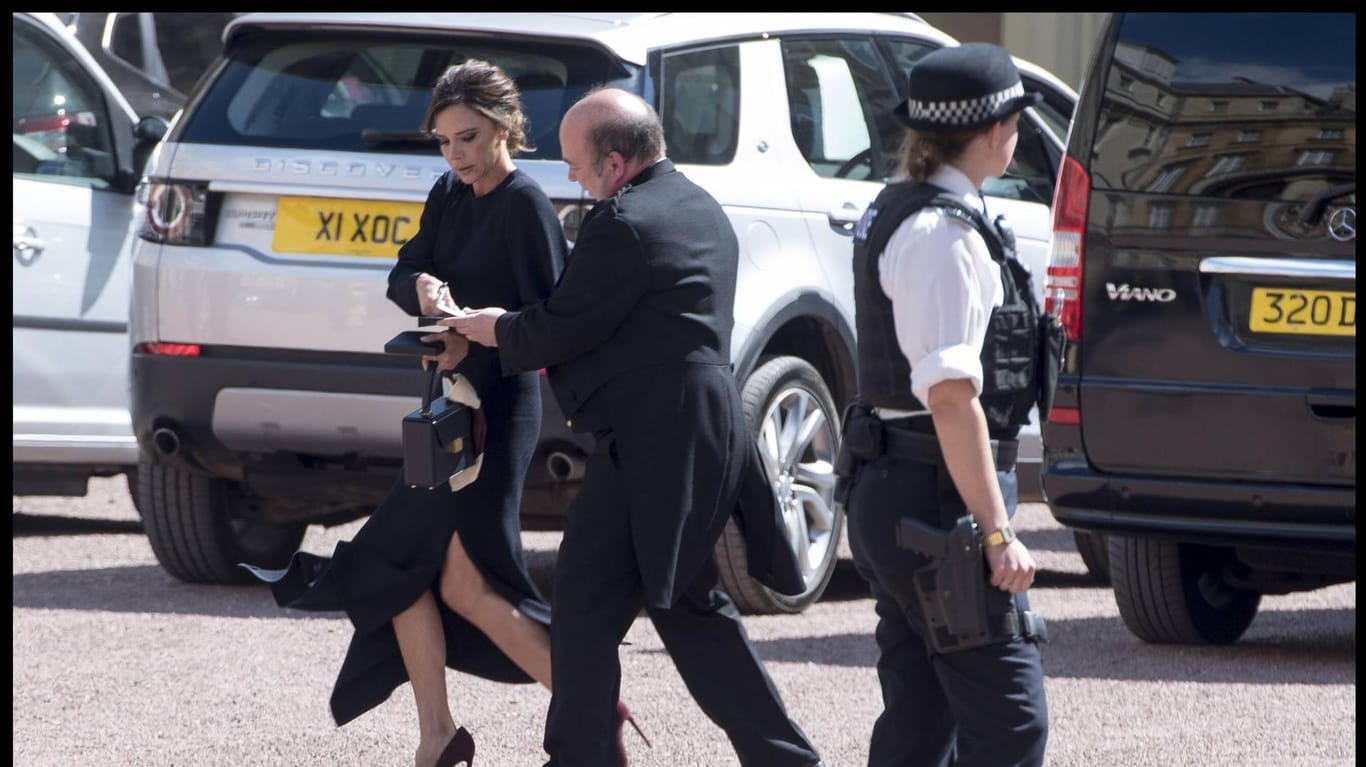 19 04 2017 London United Kingdom Investiture Victoria Beckham seen in the quadrangle after rec