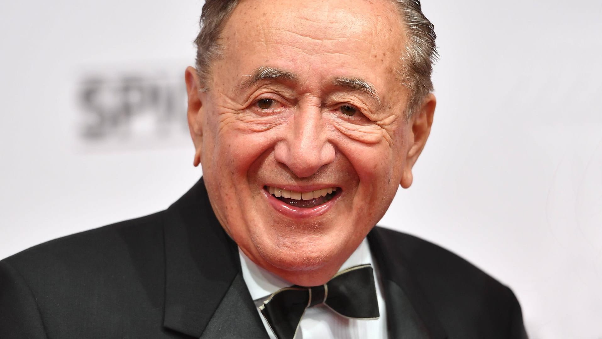 Richard Moertel LUGNER Einzelbild angeschnittenes Einzelmotiv Portraet Portrait Porträt 44 Deuts