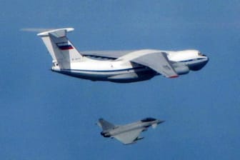 Russische Militärflugzeuge werden von der NATO strikt überwacht.
