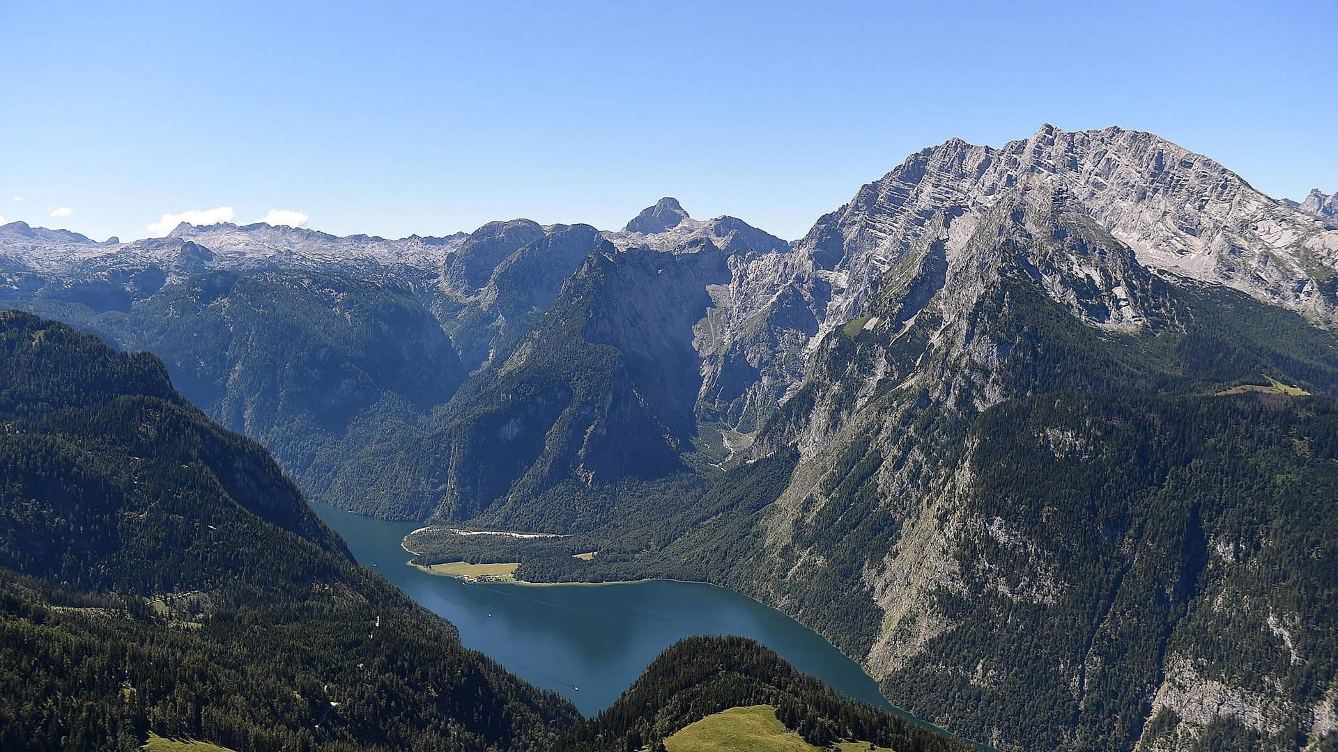 Die tiefen Schluchten am Rand des Königssees.