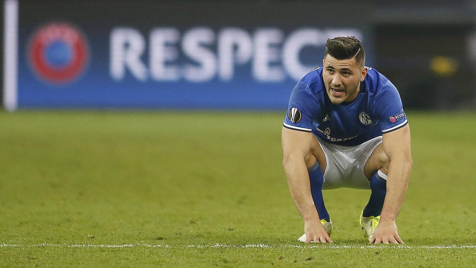 Sead Kolasinac plagt sich seit Wochen mit Adduktorenproblemen.