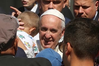 Papst Franziskus beim Besuch des Flüchtlingslager Moria auf Lesbos.