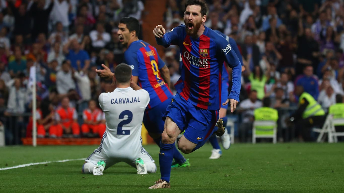 Nummer 500! Lionel Messi feiert sein 3:2 gegen Real Madrid.