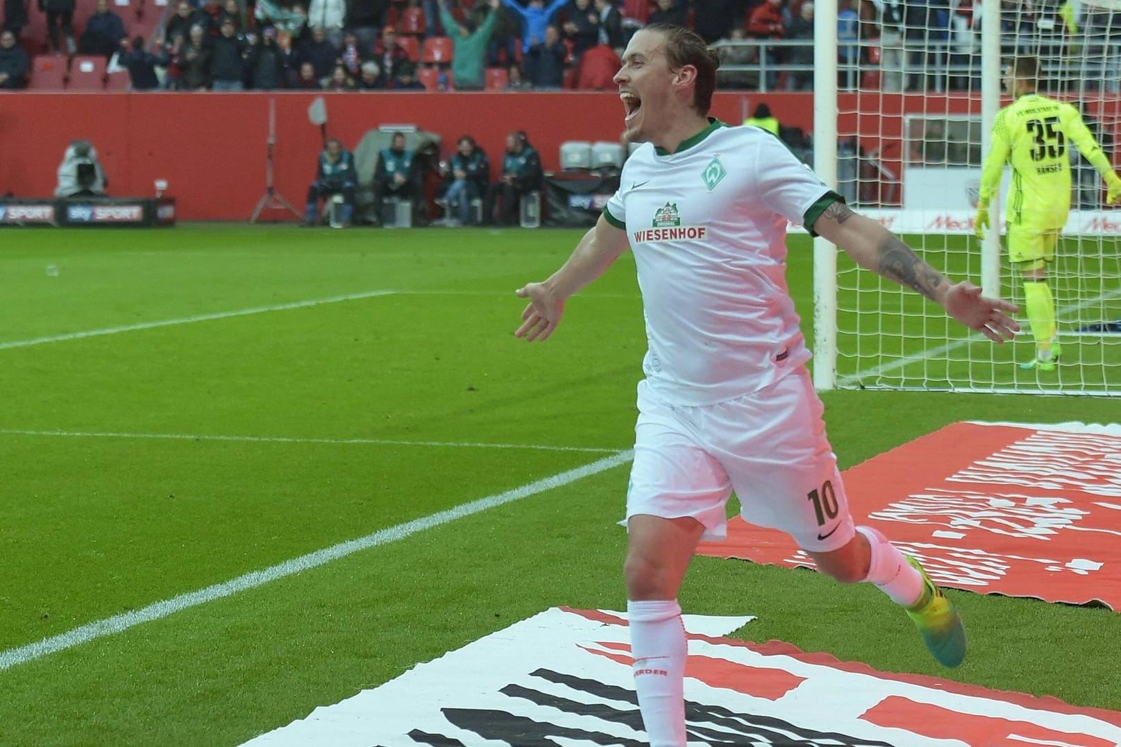 Viererpack gegen Ingolstadt. Max Kruse ist das Gesicht des Aufschwungs von Werder Bremen.