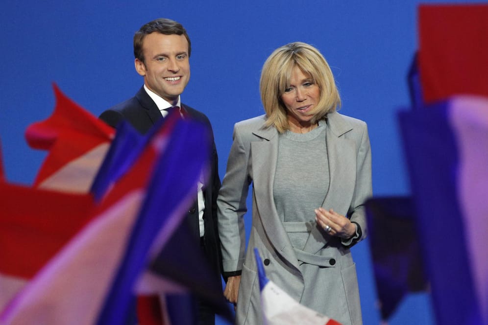 Der französische Präsidentschaftskandidat Emmanuel Macron und seine Frau Brigitte.