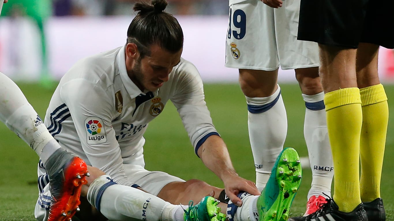 Real-Star Bale im Clasico gegen den FC Barcelona. Der Waliser musste verletzt raus.