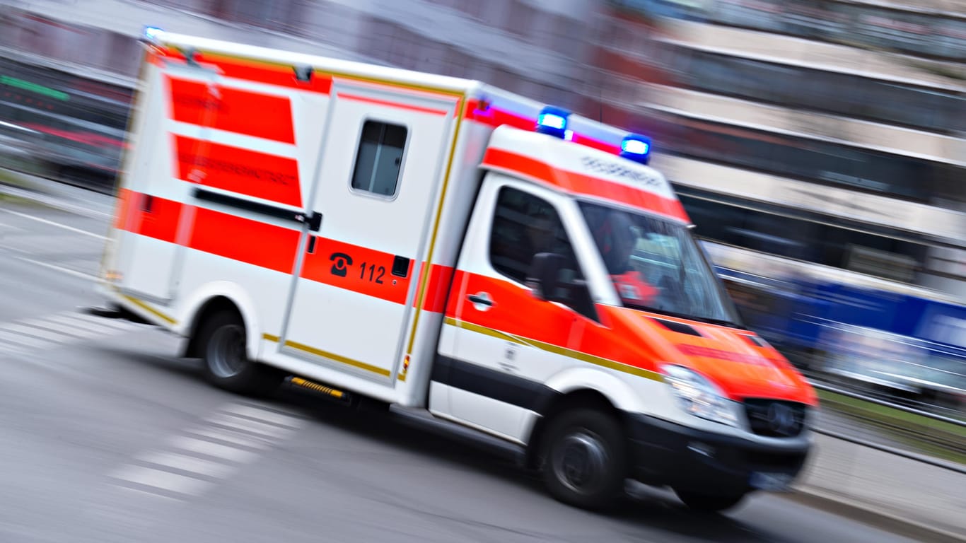 In Stralsund ist ein betrunkener Schüler ins Krankenhaus gebracht worden.
