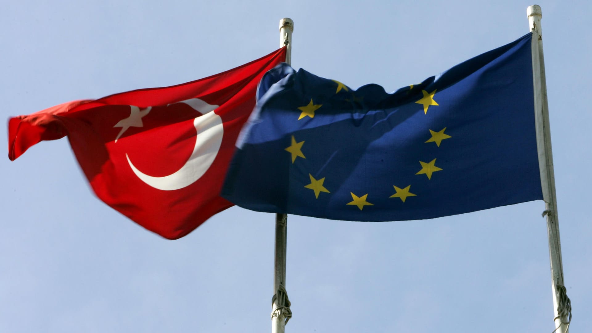 Seit 2004 kommen die Beitrittsverhandlungen mit der Türkei nicht voran (Symbolbild). Seit 2004 kommen die Beitrittsverhandlungen mit der Türkei nicht voran (Symbolbild).