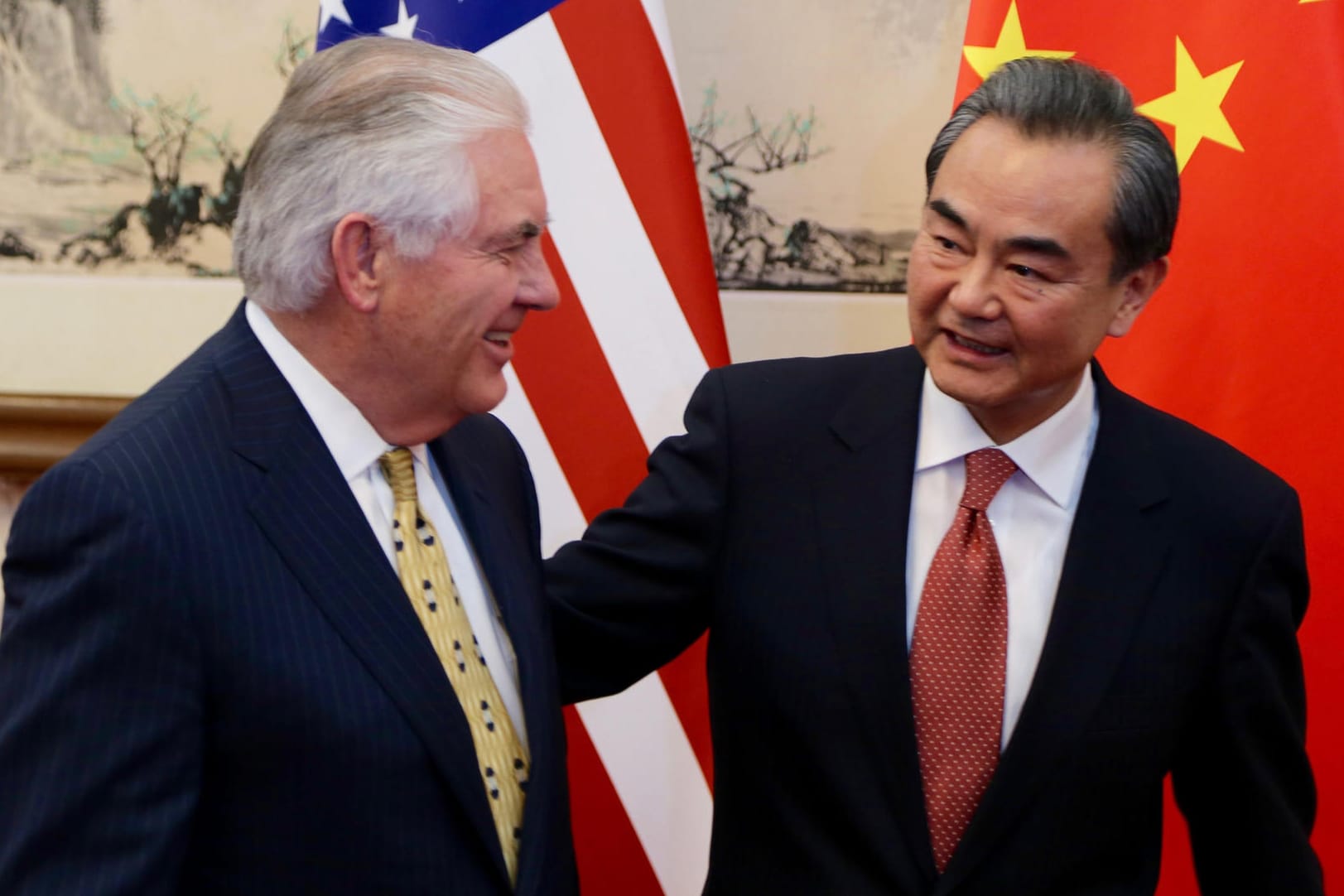US-Außenminister Rex Tillerson und der chinesische Außenminister Wang Yi am 18.03.2017 in Peking .