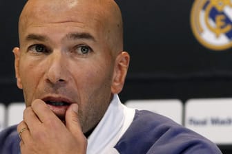Zinedine Zidane, eigentlich Trainer des spanischen Fußball-Erstligisten Real Madrid, äußerte sich nun zum Wahlkampf in seiner Heimat Frankreich.
