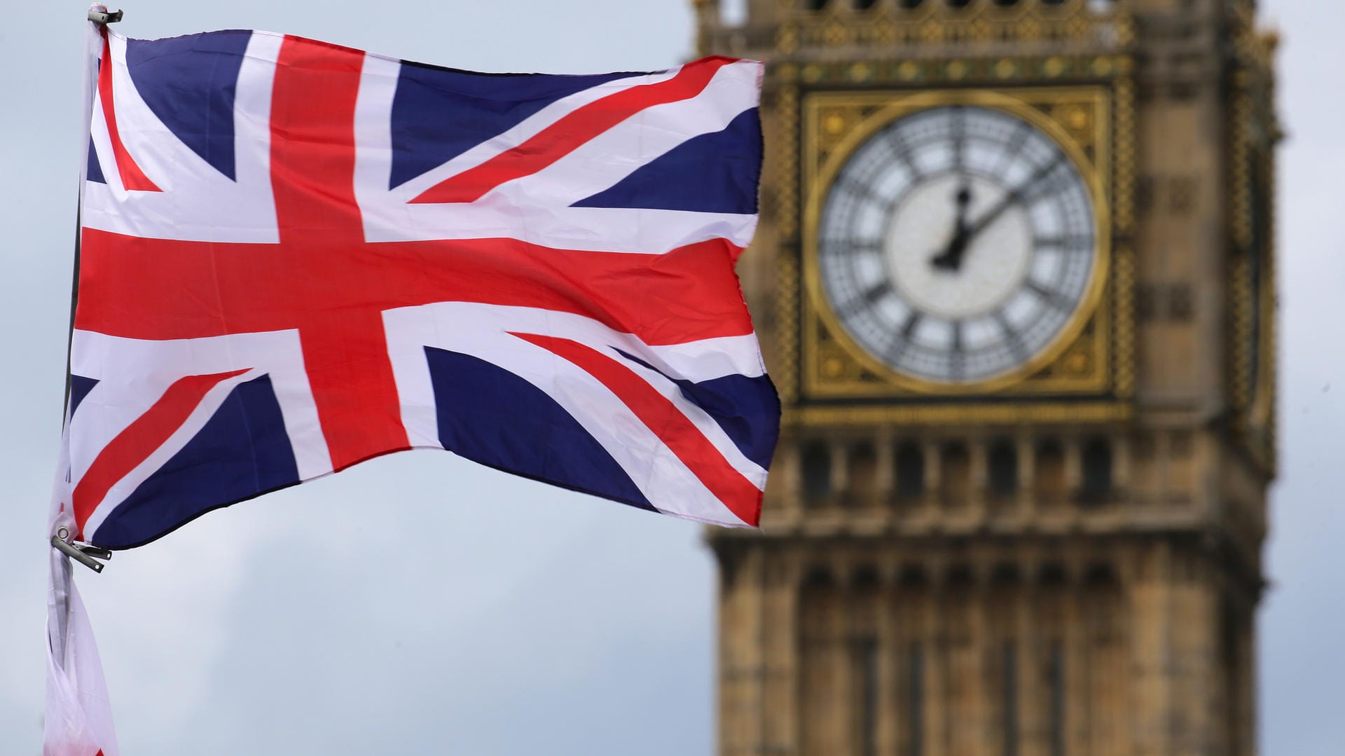 Die Wirtschaft in Großbritannien bekommt langsam die Auswirkungen des Brexits zu spüren. Die Wirtschaft in Großbritannien bekommt langsam die Auswirkungen des Brexits zu spüren.