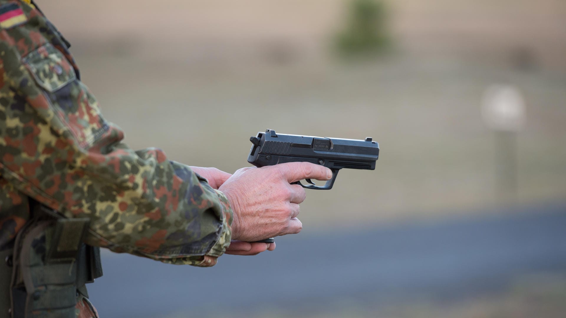 Ein Bundeswehrsoldat wegen Terrorverdachts festgenommen (Symbolbild)