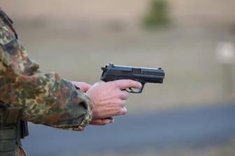 Ein Bundeswehrsoldat wegen Terrorverdachts festgenommen (Symbolbild)