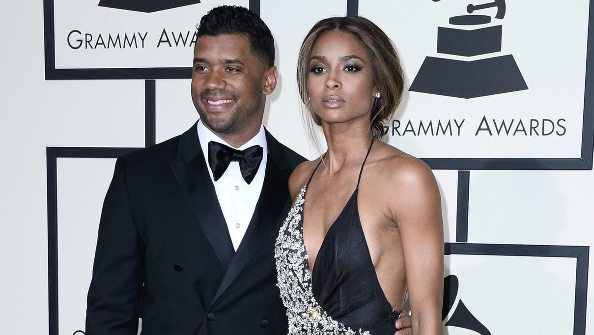 Arrivals - 58th Annual Grammy Awards