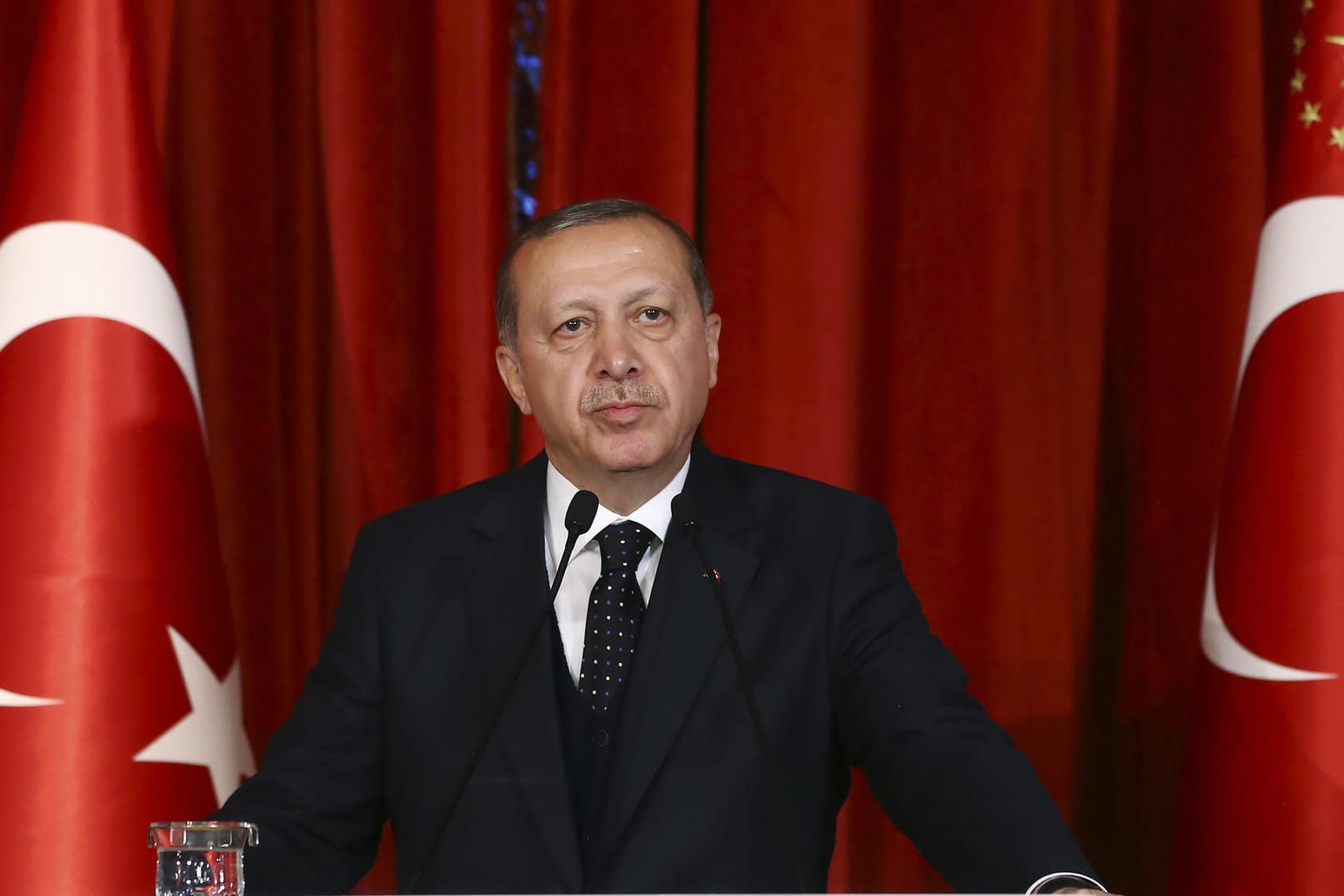 Der türkische Präsident Recep Tayyip Erdogan geht hart gegen die Opposition vor.