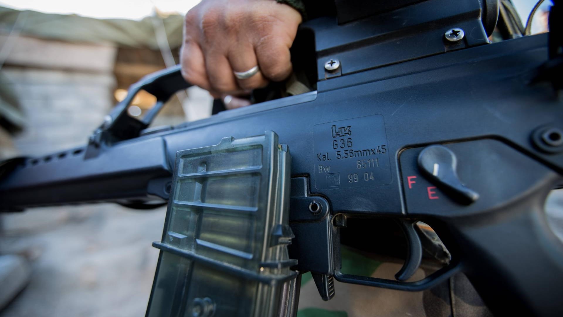 Ein aus Deutschland geliefertes G36 Gewehr