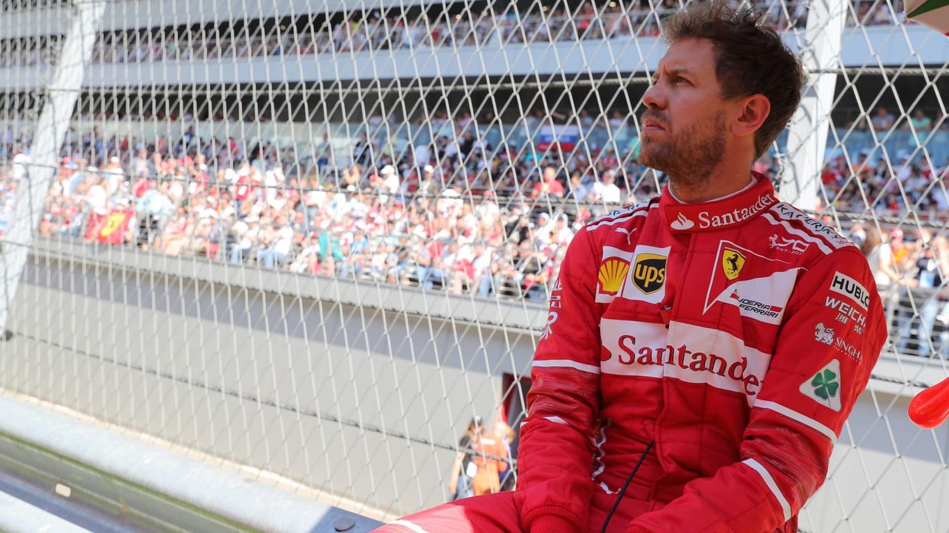 In der Schlussrunde verlor Sebastian Vettel gegenüber Felipe Massa (nicht im Bild) die Fassung.