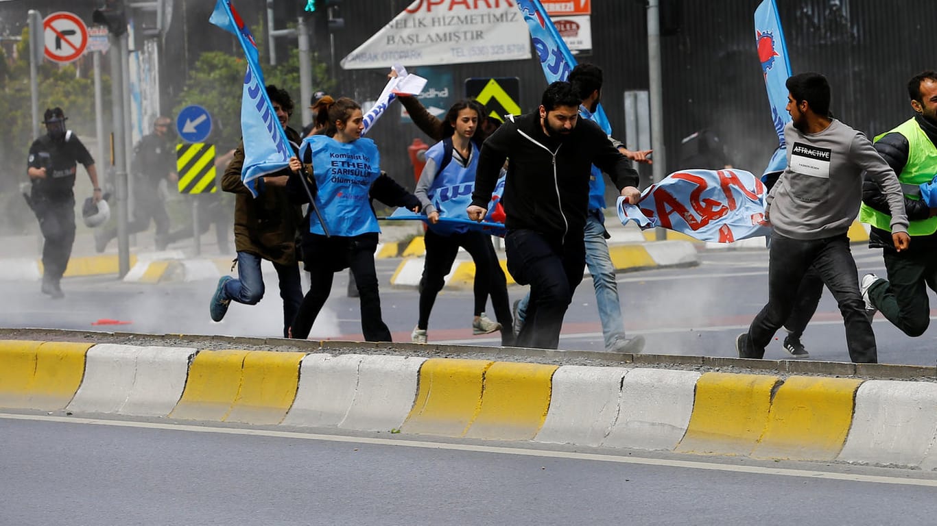 Türkei geht hart gegen Maidemonstranten vor