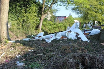 Detmold: Segelflieger stürzt auf Spielplatz
