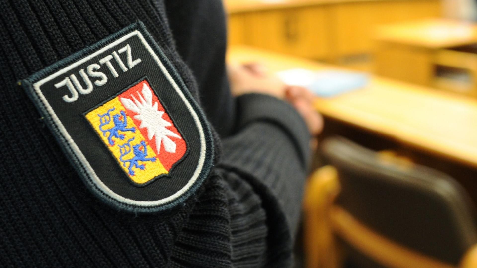 Es ist noch unklar, wieso der Nürnberger auf seine Eltern einstach. Die Polizei ermittelt. (Symbolbild) Es ist noch unklar, wieso der Nürnberger auf seine Eltern einstach. Die Polizei ermittelt. (Symbolbild)